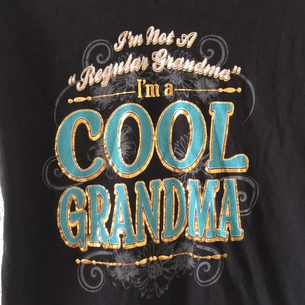 Women I’M A COOL GRANDMA Shirt size S